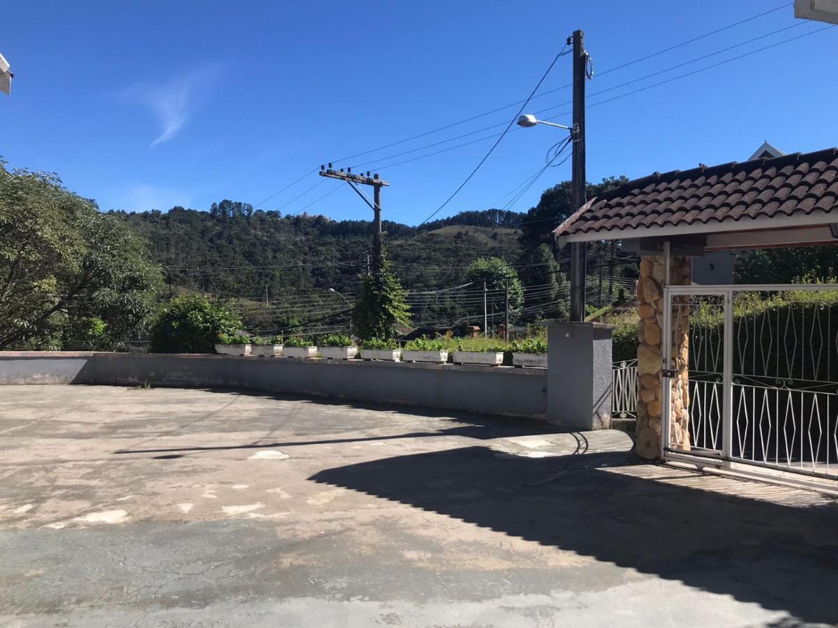 Pousada Doce Vida Campos do Jordão Buitenkant foto